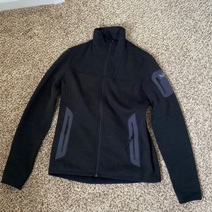 Arc’teryx Covert Cardigan Black Womens medium